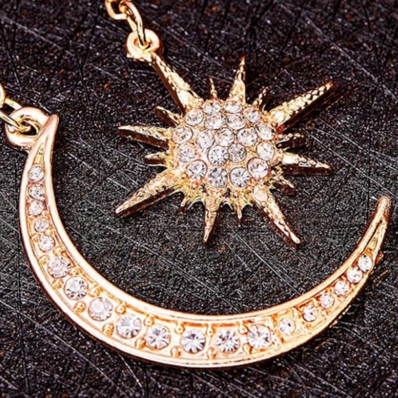 Long Gold Chain Crescent Moon Stars Earrings Rhinestone Crystal 2pc Dangle New - Picture 5 of 7